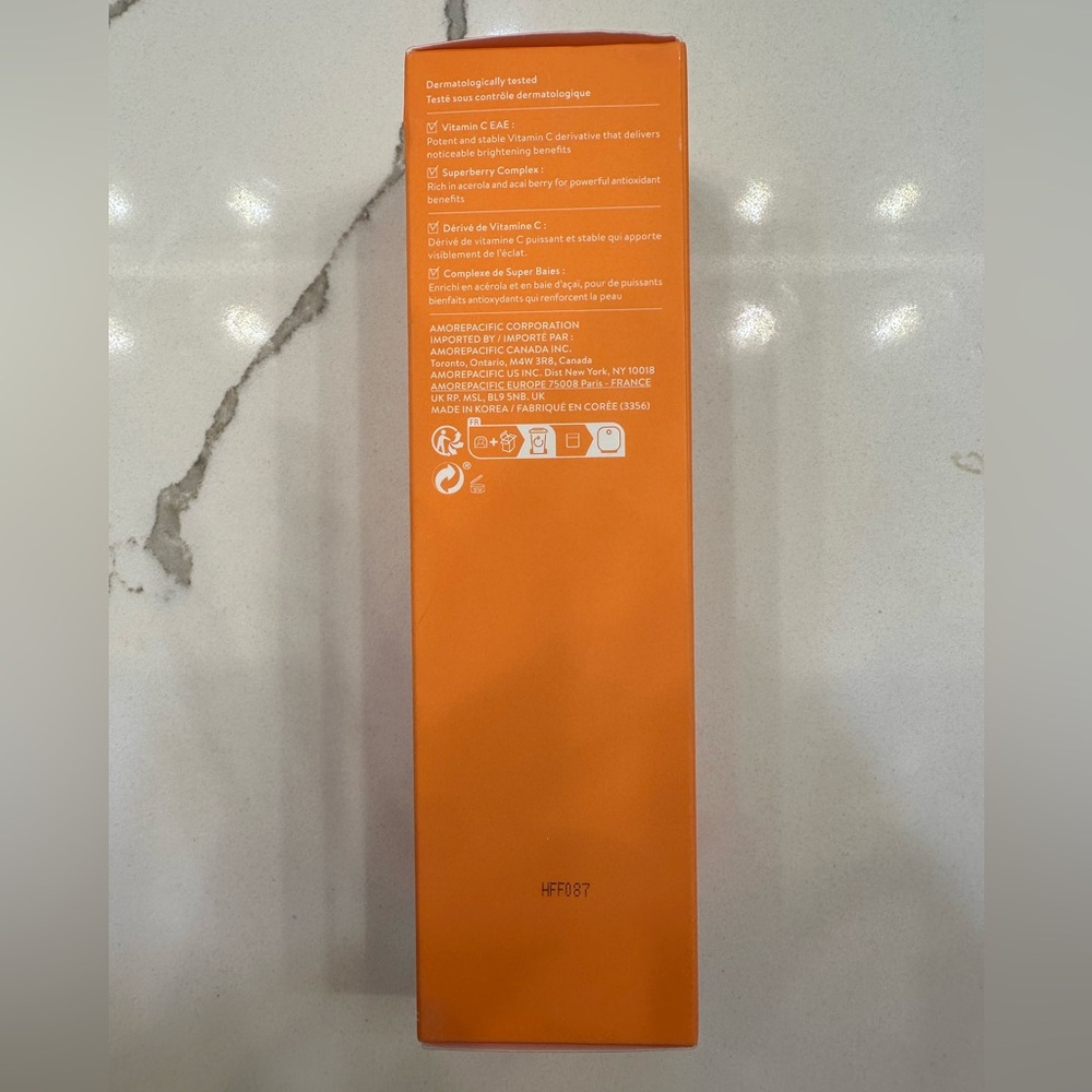Laneige Radian-C Brightening Treatment Essence Soften, Even Tone 5.0 Fl. Oz - Picture 5 of 5